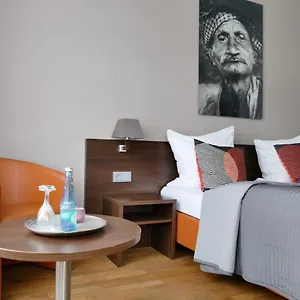 Hotel Steeps Ihr Brauhaus Und, Cologne