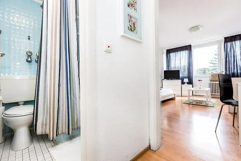 Budget Friendly Apartments Colónia